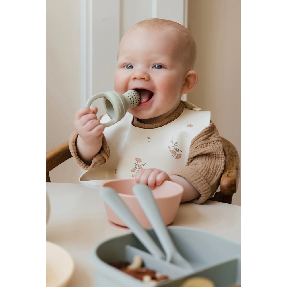 Mushie Fresh Food Feeder Set of 2 Silicone Baby Self Feeding Sage Green